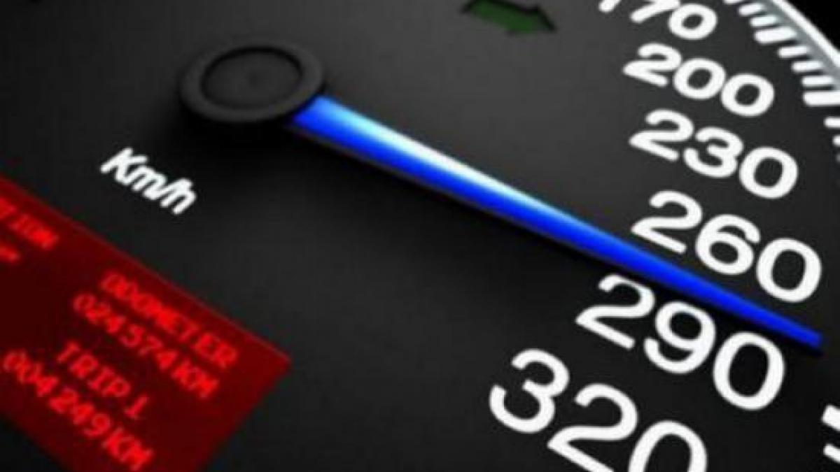 un tanar din constanta a fost prins baut in timp ce conducea cu peste 100 de km h