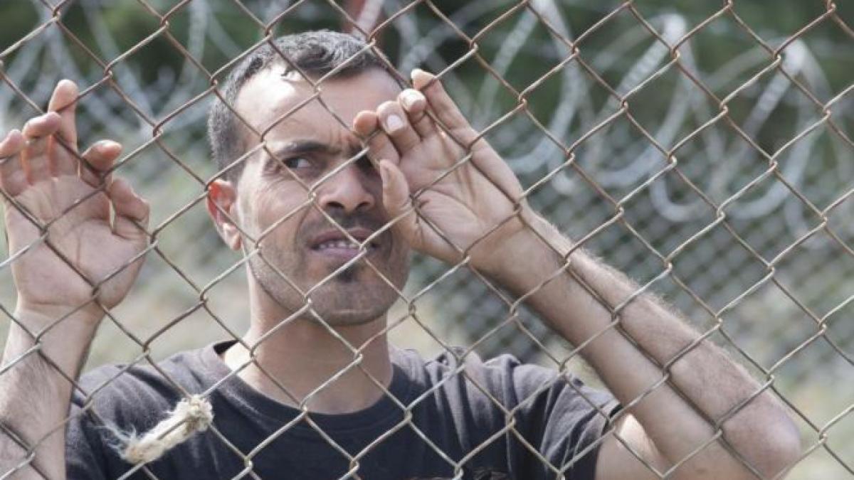 masura luata de franta in contextul crizei imigrantilor