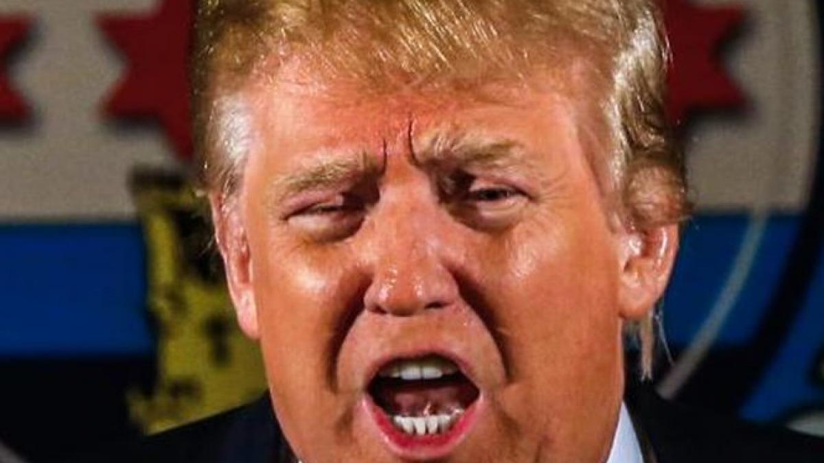 scandal la o conferinta de presa donald trump si a pierdut cumpatul