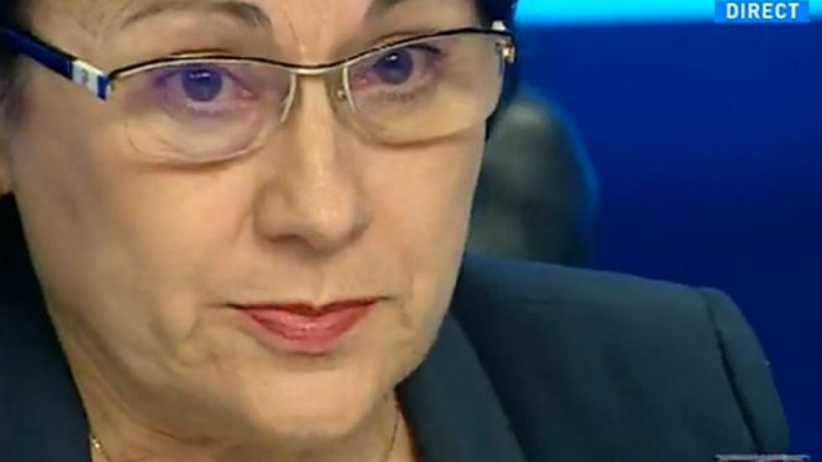 ecaterina andronescu in lacrimi sa vina sa ma impuste in piata publica