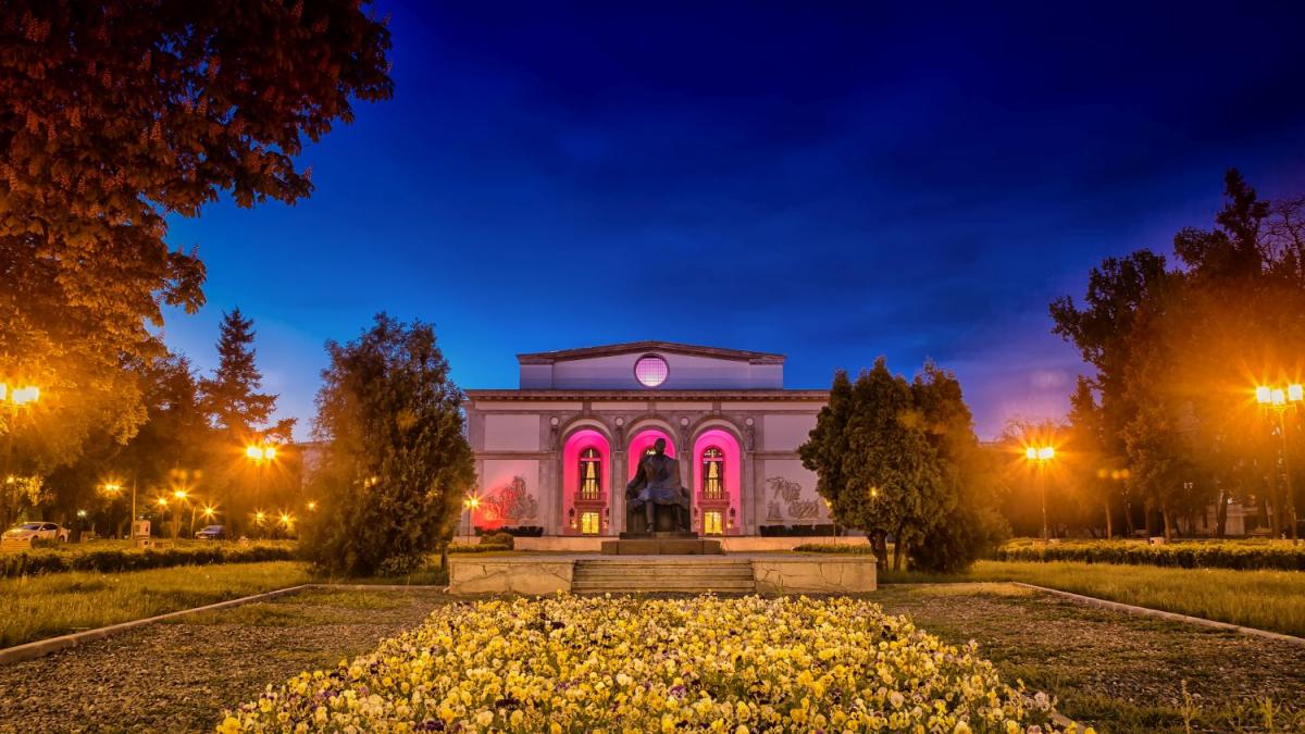 opera nationala bucuresti dezvaluie surprizele stagiunii 2015 2016 la promenada operei