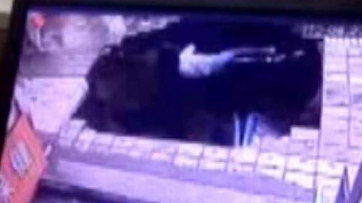 pamantul s a surpat si a inghitit patru oameni imagini socante