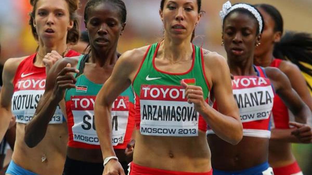 marina arzamasova medalie de aur in proba de 800 de metri a campionatelor mondiale de atletism