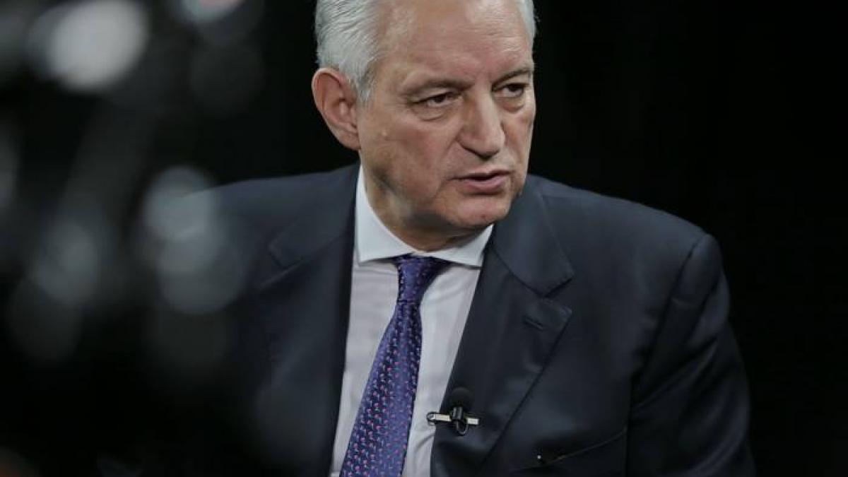 ce se intampla cu ilie sarbu dupa renuntarea la conducerea grupului senatorilor psd