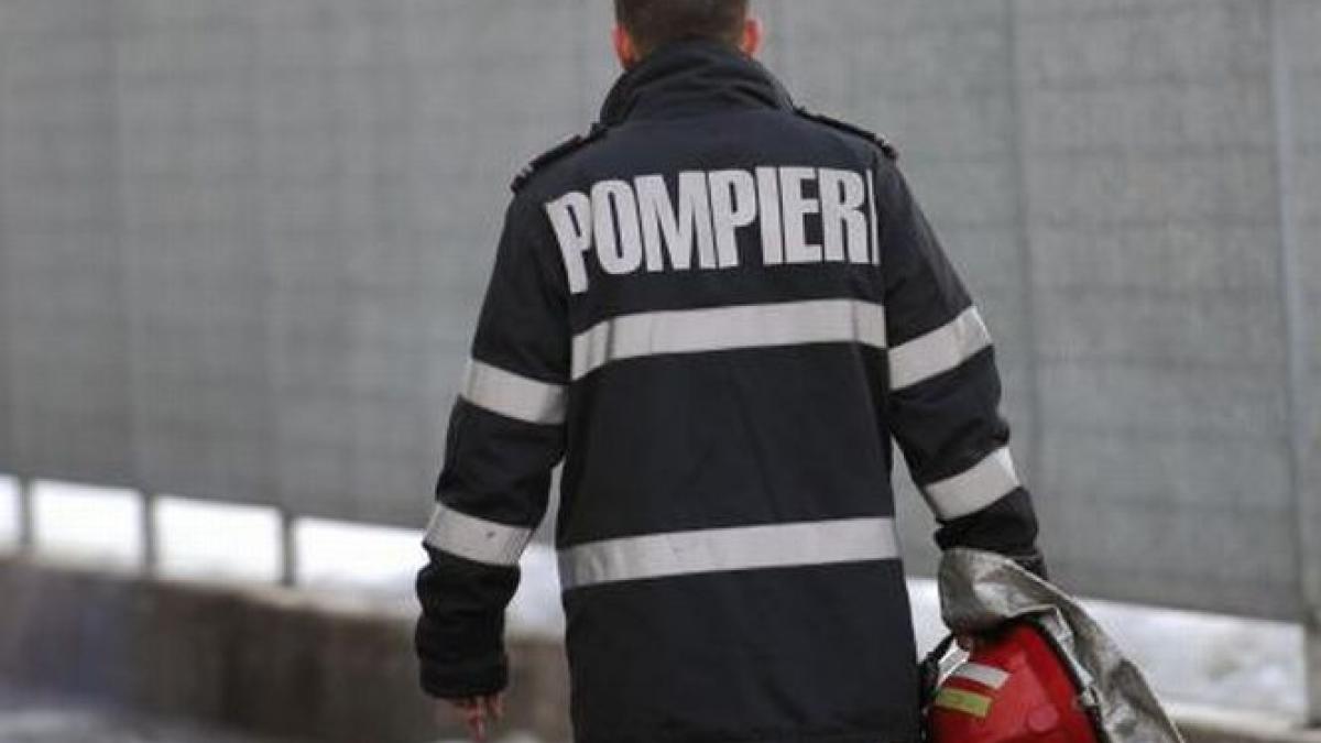 un pompier mort la datorie a fost decorat post mortem de presedintele klaus iohannis