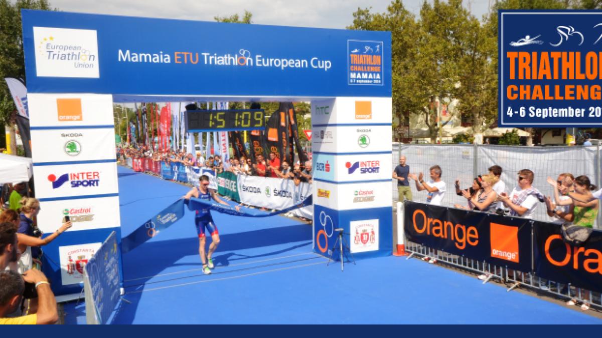 aproximativ 1 300 de sportivi vor participa la triathlon challenge mamaia 2015