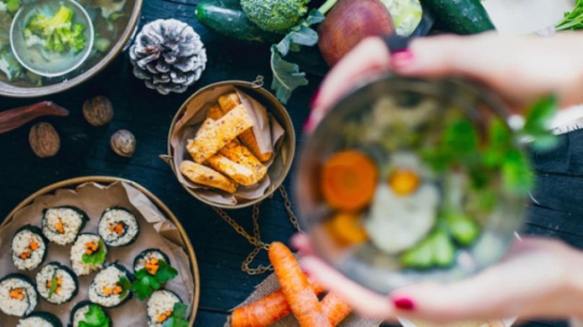 ce mananca fotomodelele la masa de pranz inspira te din alegerile lor