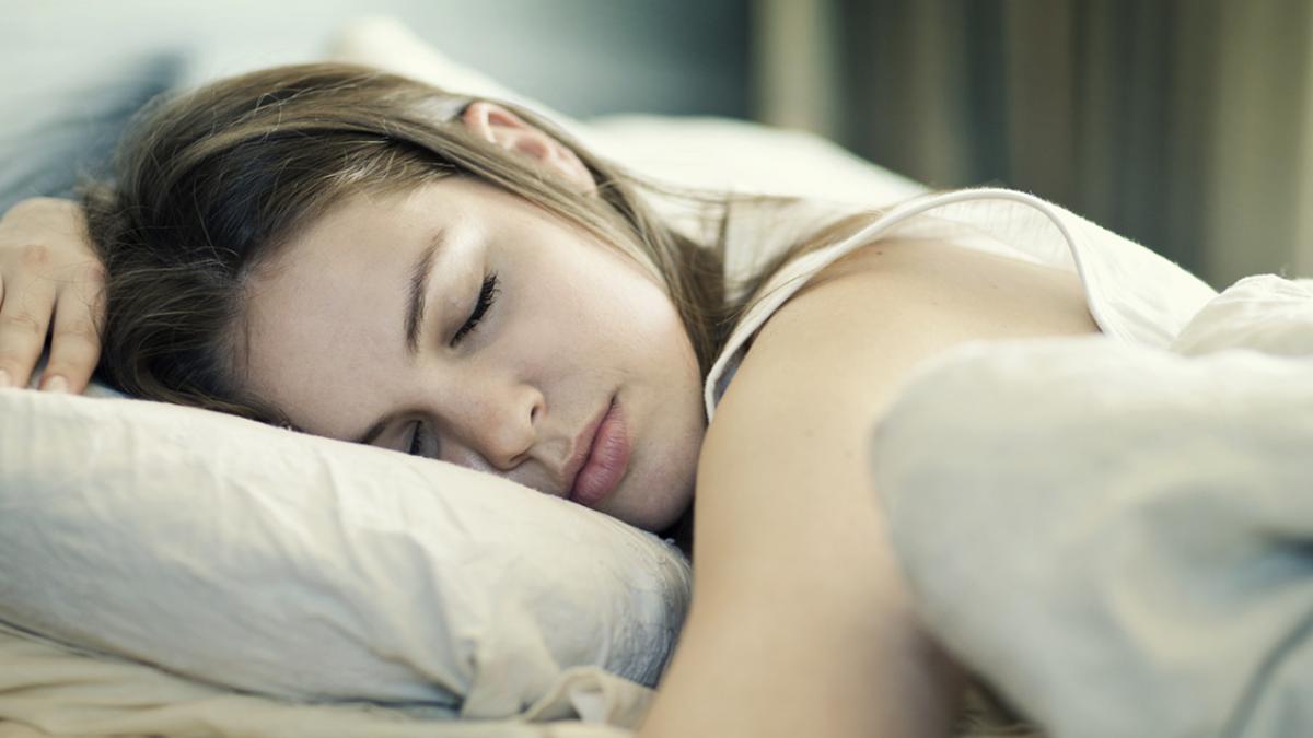 cum sa dormi pentru a ti mari sansele de a ramane insarcinata