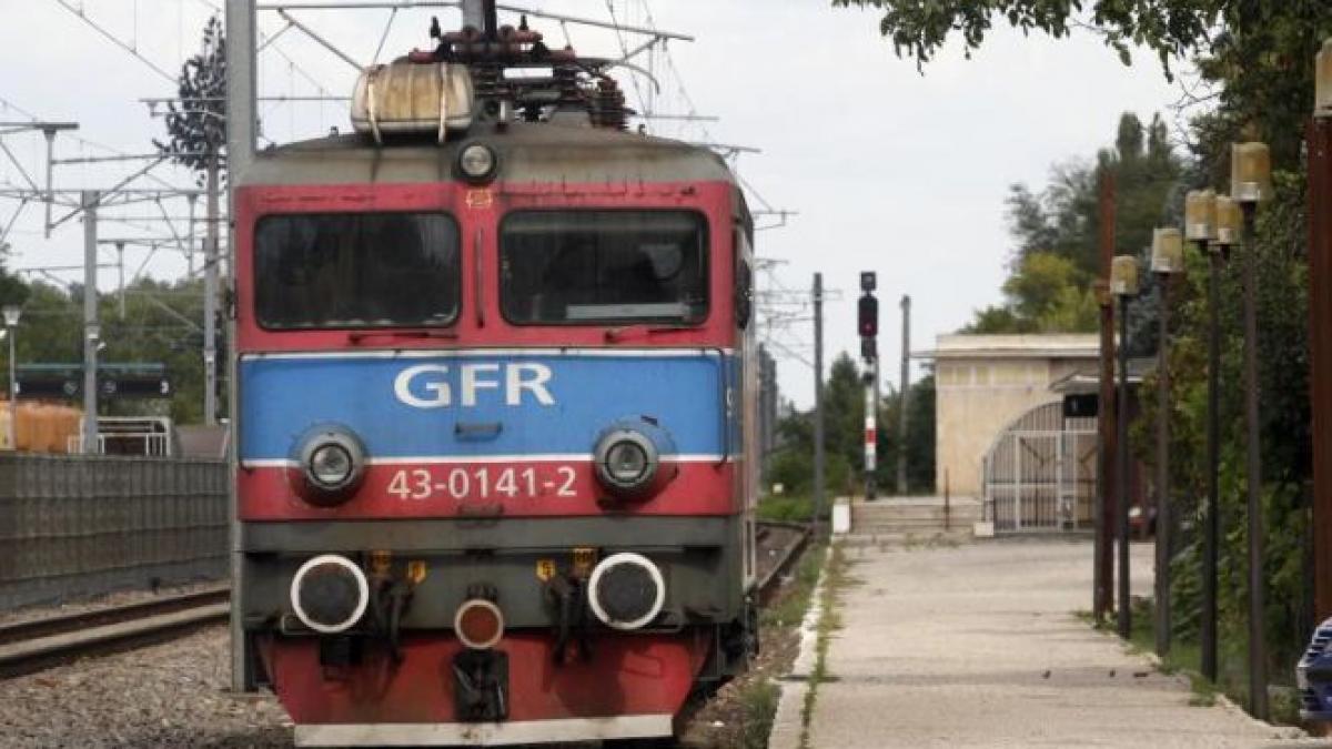 fetita de 4 ani lovita de tren a murit