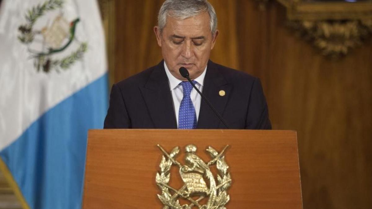 presedintele guatemalei a demisionat otto perez implicat intr un urias scandal