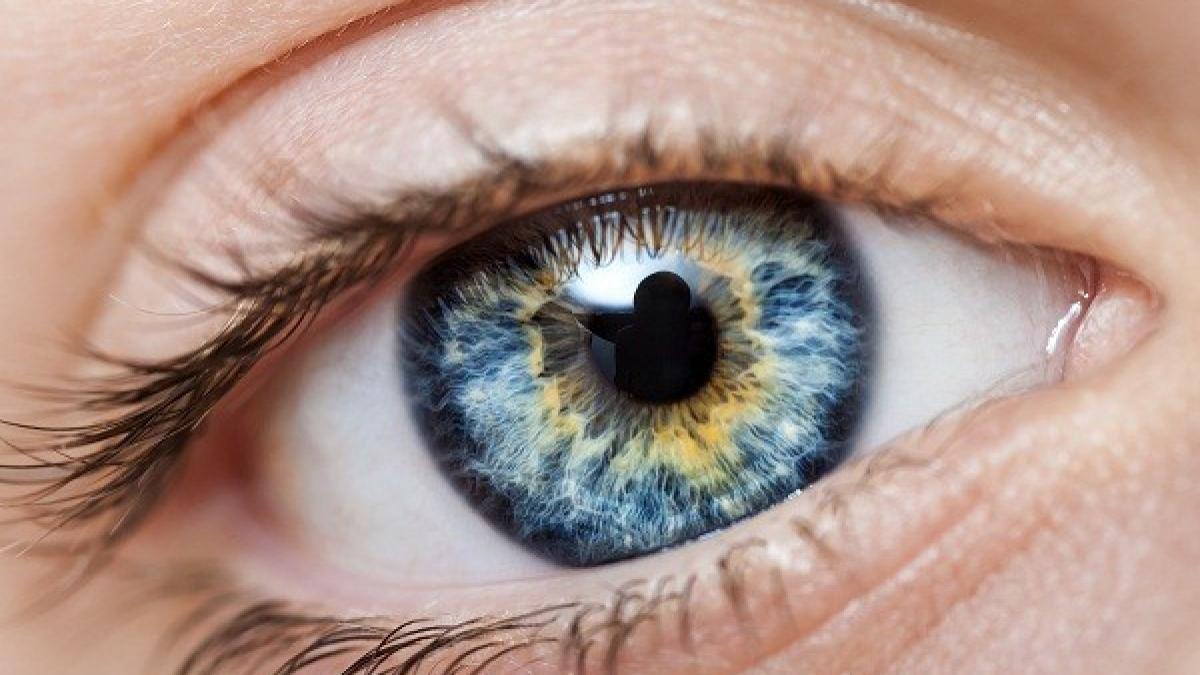 cum alegi barbatul potrivit pentru tine in functie de culoare ochilor ce secrete ascund