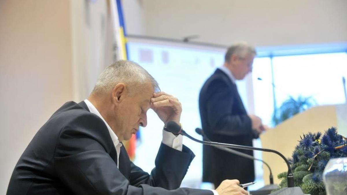 activitatea primariei capitalei paralizata platile catre radet si ratb au fost blocate