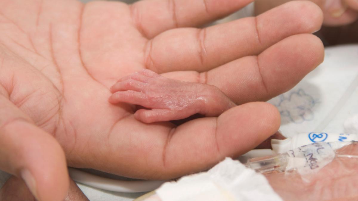 ajutor pentru parintii cu copii nascuti prematur