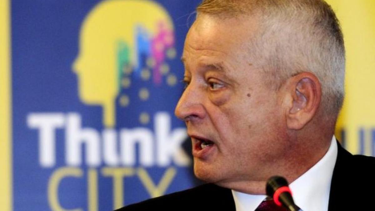 cine l a denuntat pe sorin oprescu