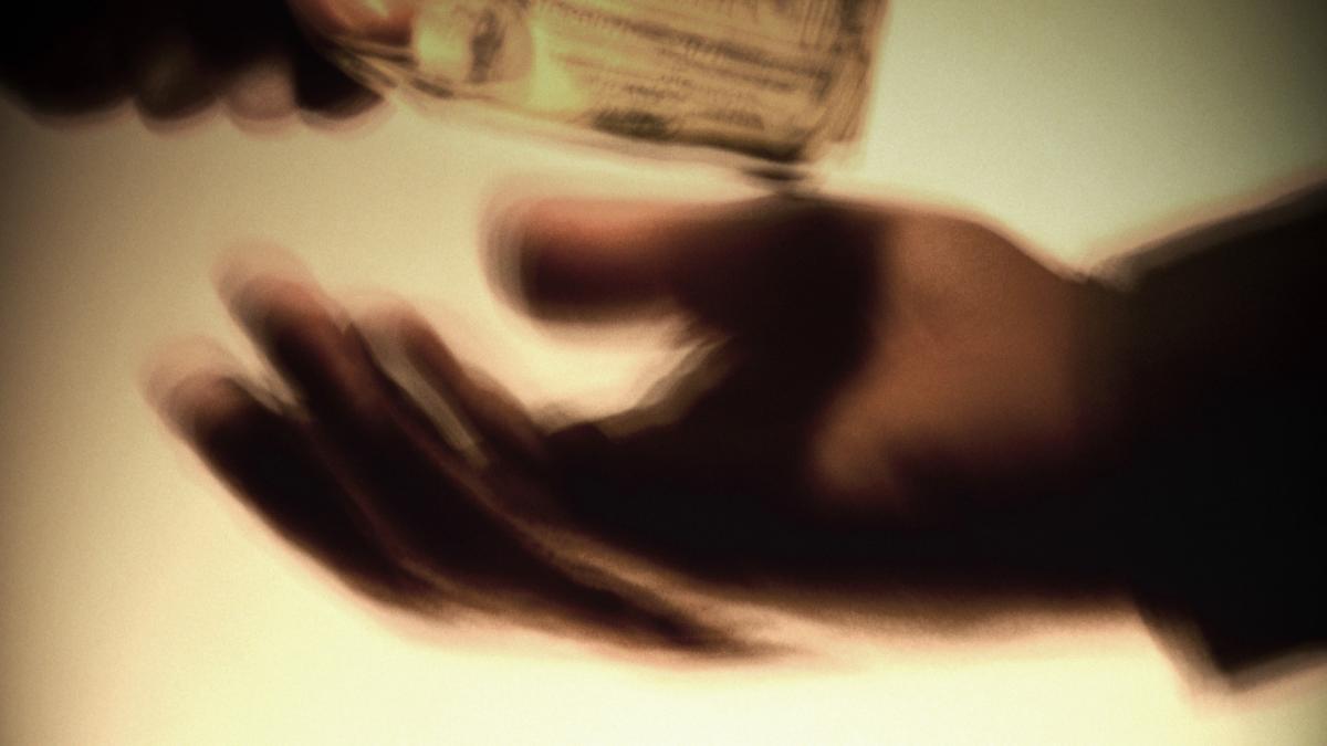 mures un politist a refuzat o spaga de 1000 de euro