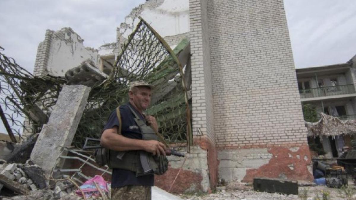 situatia continua sa fie marcata de confruntari in ucraina aproape 8 000 de persoane au fost ucise