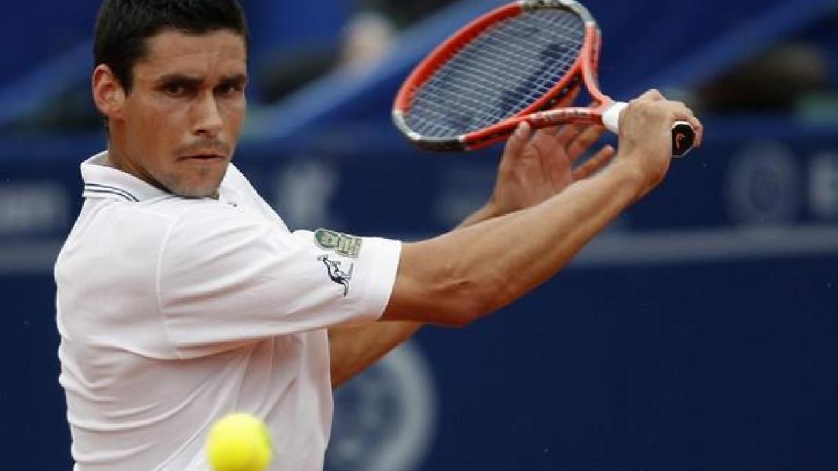 Victor-Hanescu.jpg