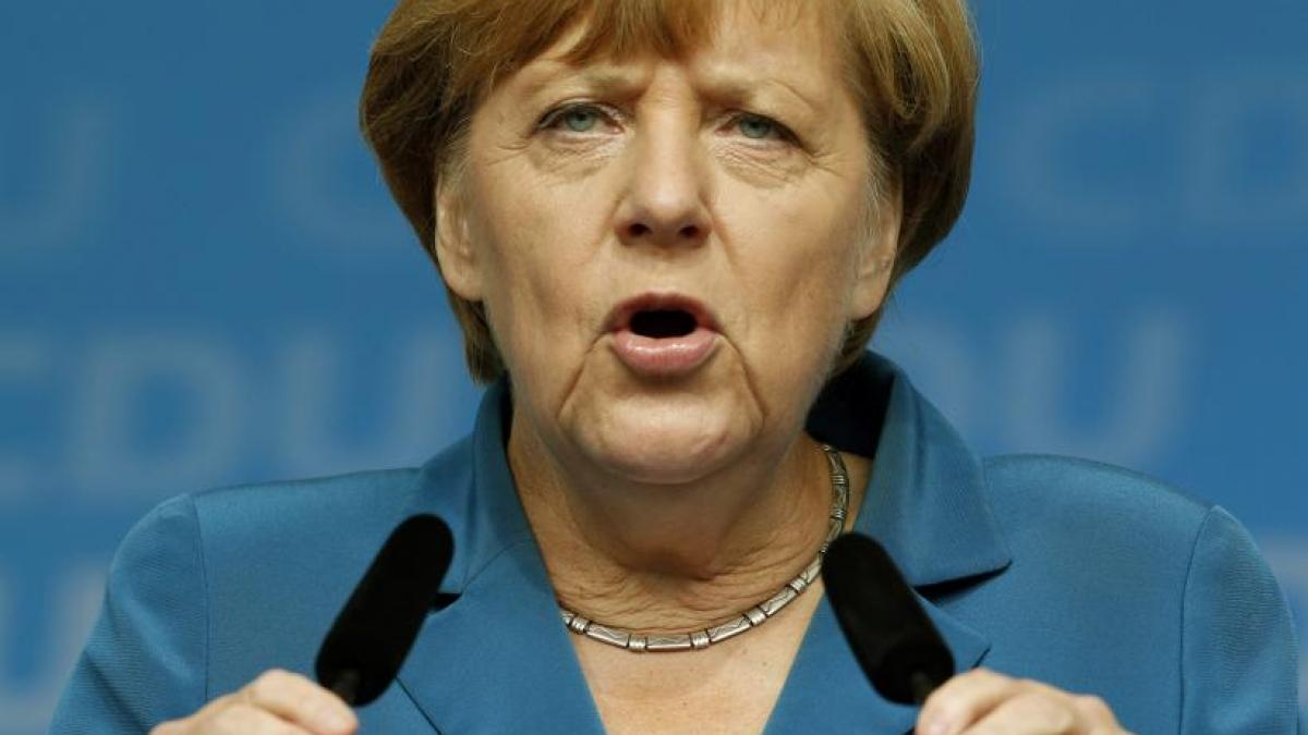 angela merkel a fost rugata de un refugiat sa faca un selfie ce reactie a avut cancelarul