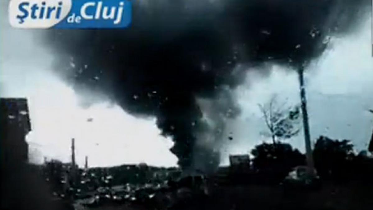 incendiu violent in cluj napoca fumul negru si dens s a putut vedea de la kilometri departare