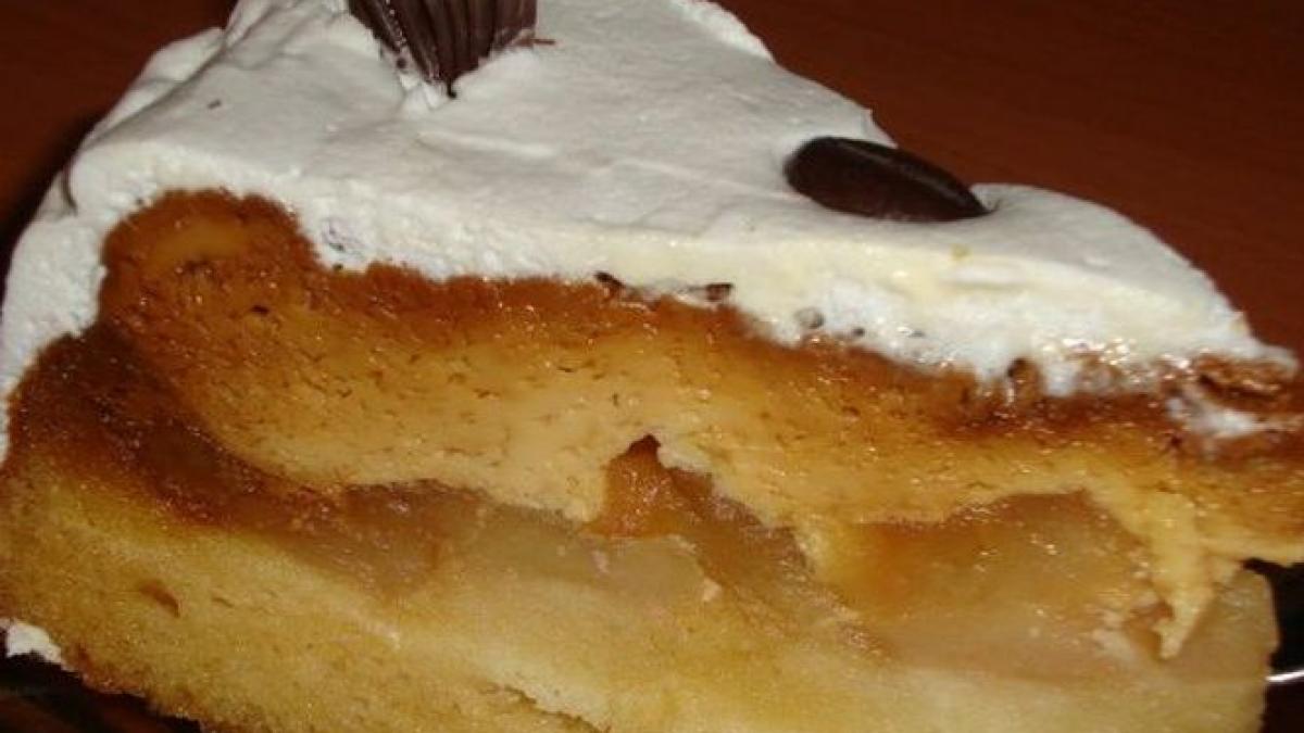 reteta zilei tort de mere cu crema de zahar ars