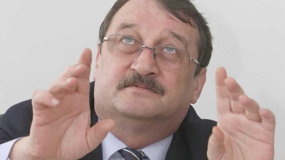 sinteza zilei imaginile care doboara definitiv familia basescu