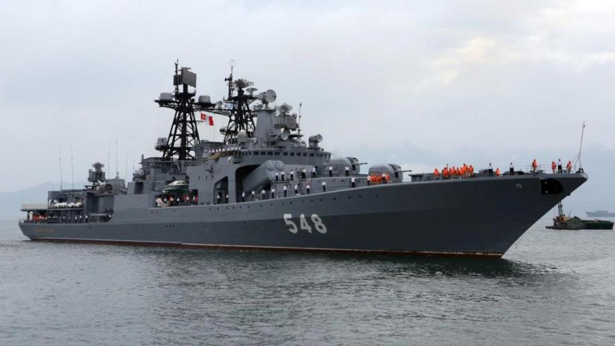 nave militare ruse efectueaza exercitii cu rachete in largul siriei