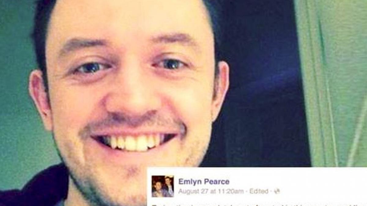 sunt gay si nu voi ezita sa ma autosatisfac folosind poza voastra de profil ce a patit un tanar