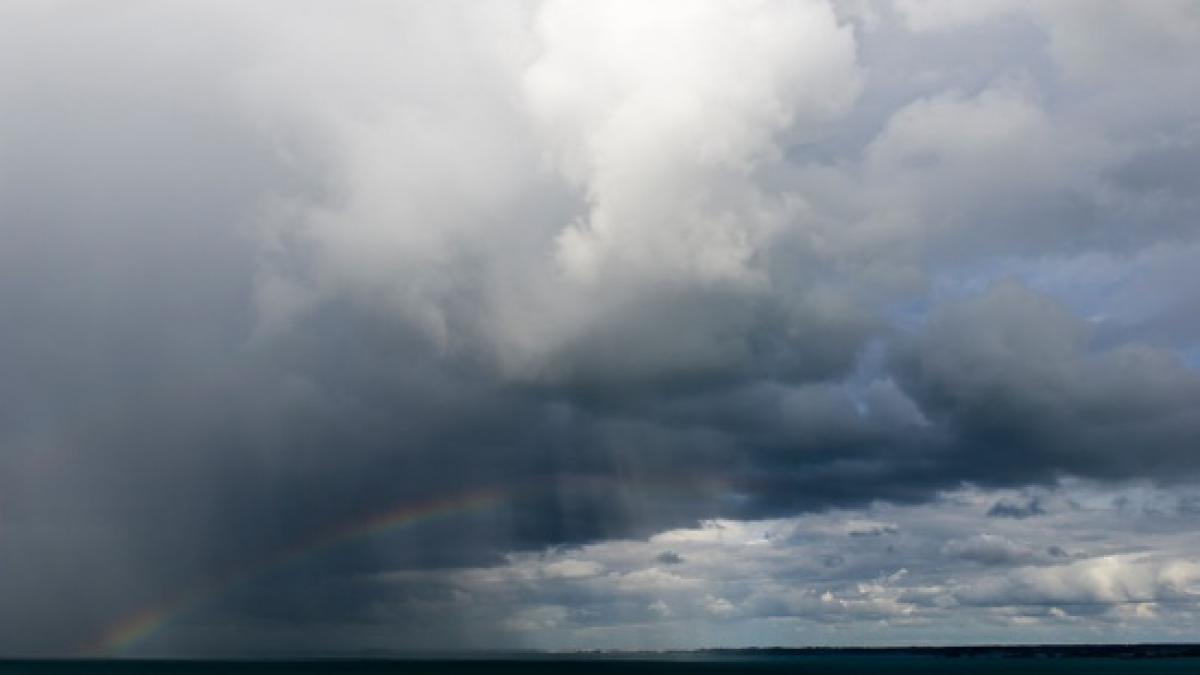 vremea se va mentine racoroasa vezi prognoza meteo pentru weekend