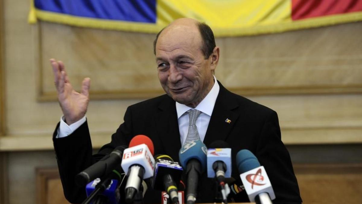 traian basescu daca eram la cotroceni ce nu si ar fi permis sa anunte o cota de refugiati pentru