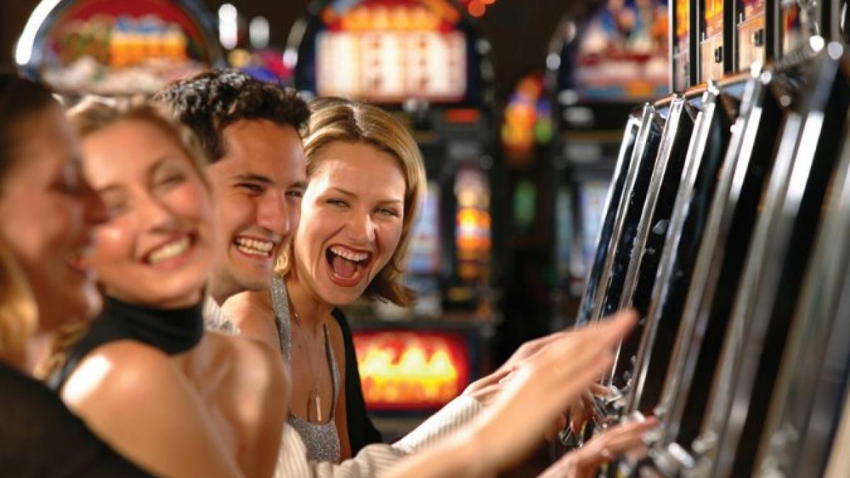 vedetele au cazut in patima jocurilor de noroc