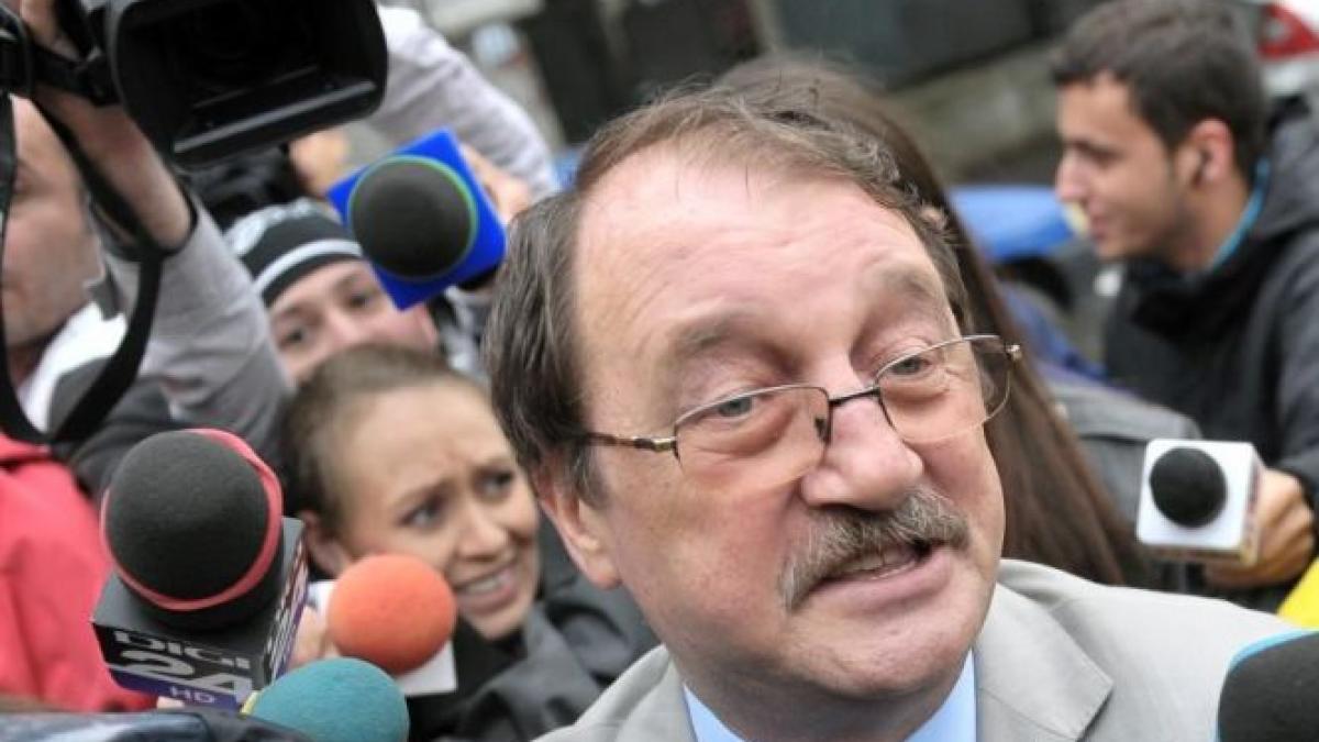 noi inregistrari cu mircea basescu fratele fostului presedinte aranja camera de filmat