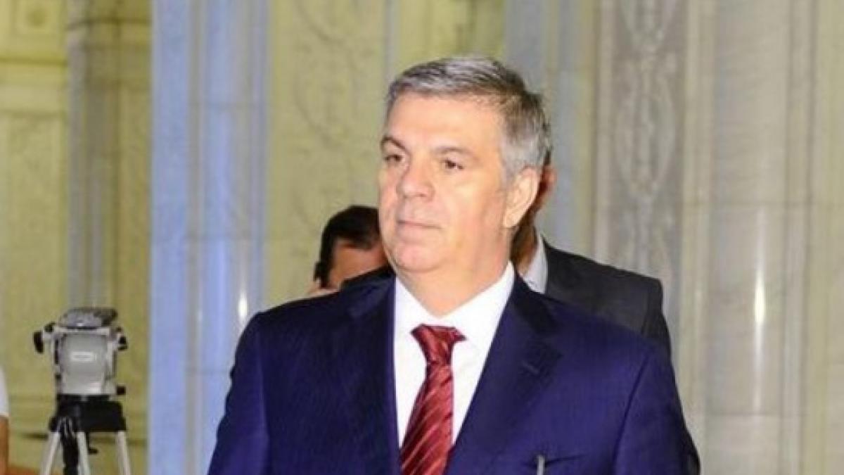 seful camerei deputatilor am aflat cu regret de trecerea in nefiinta a lui corneliu vadim tudor