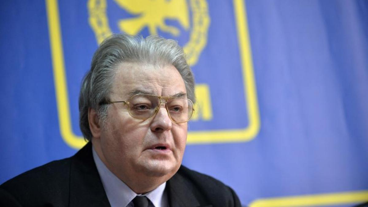 dan capatos despre corneliu vadim tudor nu stiu daca am facut bine sau rau pentru ca l am tinut in