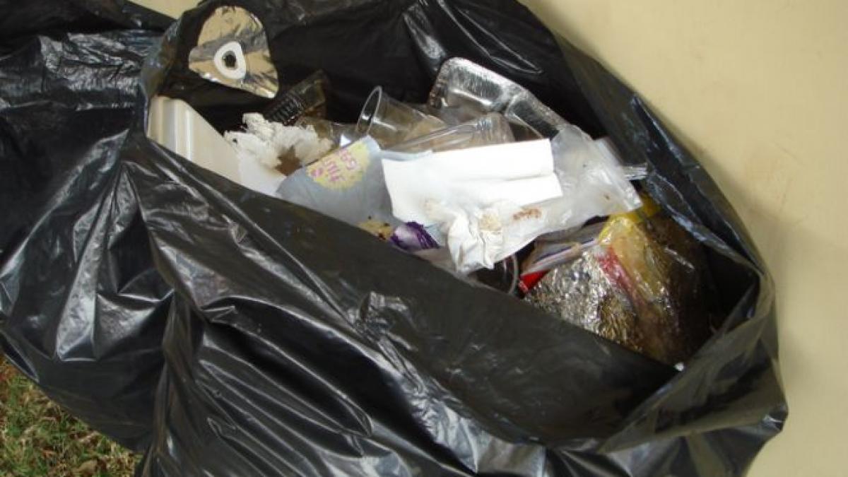 gestul revoltator facut de o chelnerita din galati si a pierdut imediat locul de munca