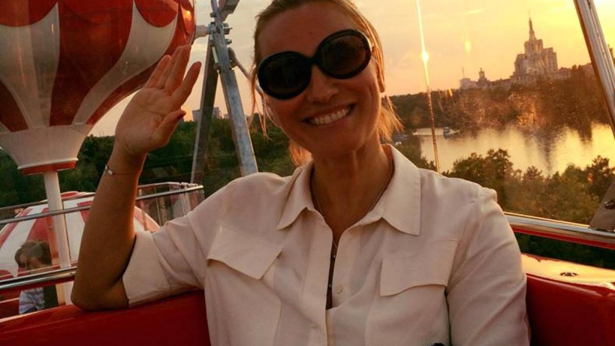 andreea esca adevarul despre motivul pentru care nu si a schimbat coafura de 20 de ani