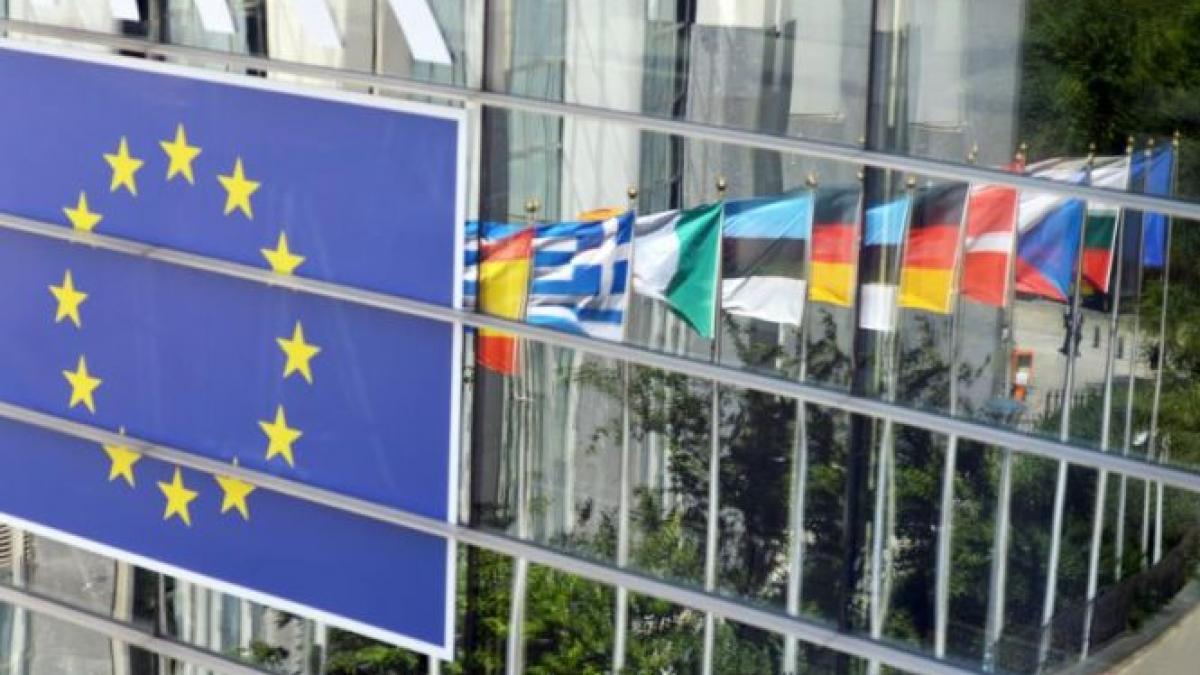 propunerea ce privind redistribuirea refugiatilor aprobata in procedura de urgenta de parlamentul