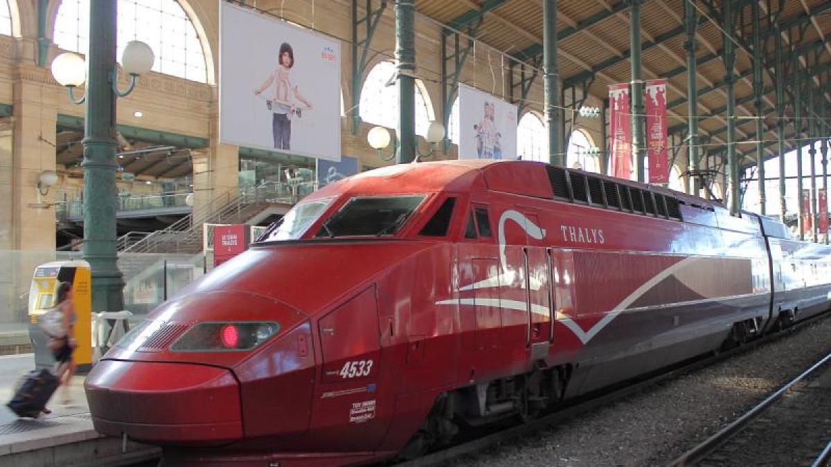 update alerta terorista in rotterdam un barbat a amenintat ca arunca in aer un tren thalys