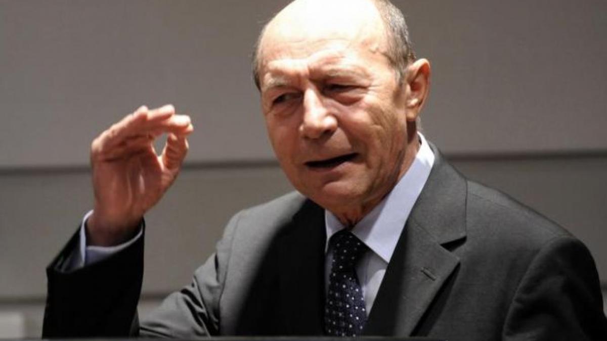 voi fi crunt un fost colaborator al lui traian basescu ameninta cu dezvaluiri despre fostul