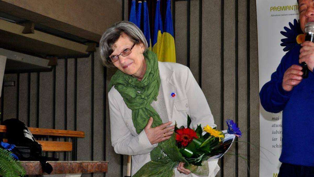 secvential cat de ieftina este fericirea