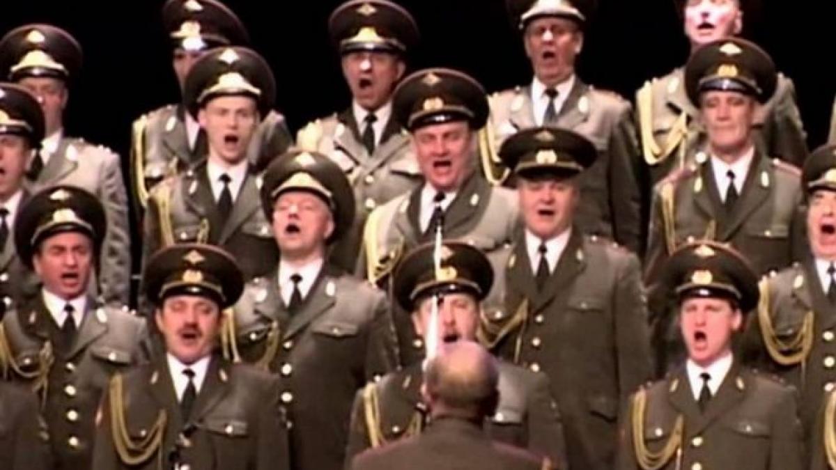 armata rosie ajunge la cluj napoca