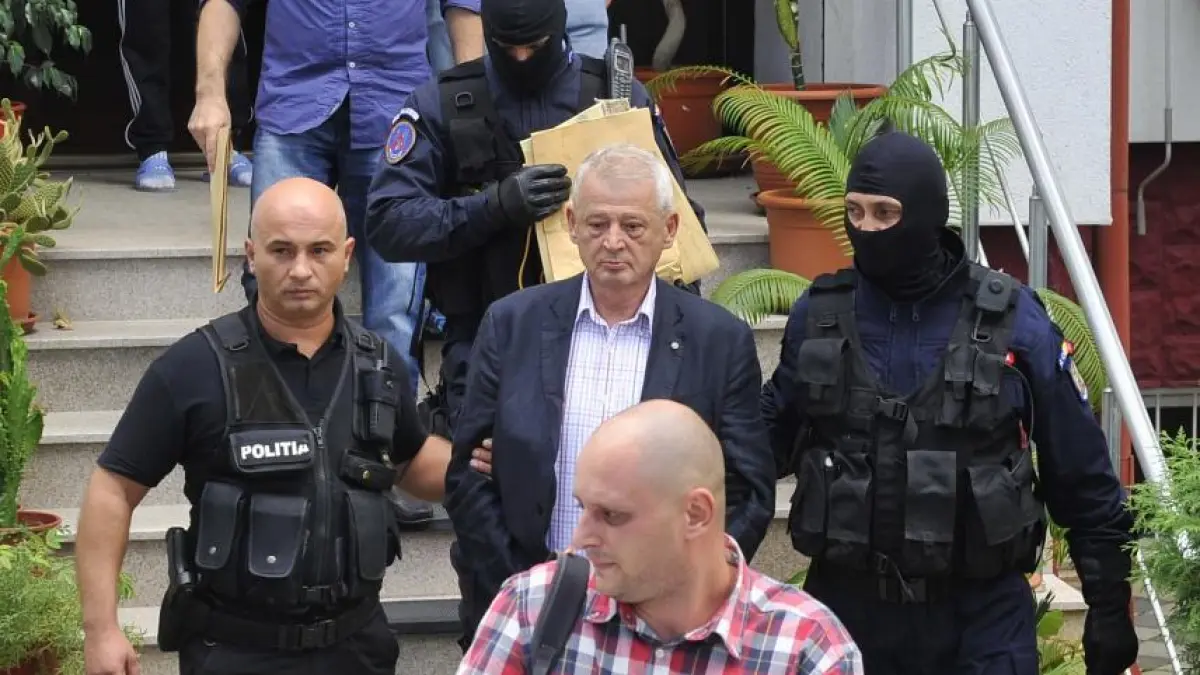 avocat sorin oprescu a fost suspect de un preinfarct ce urmeaza pentru primarul suspendat zilele
