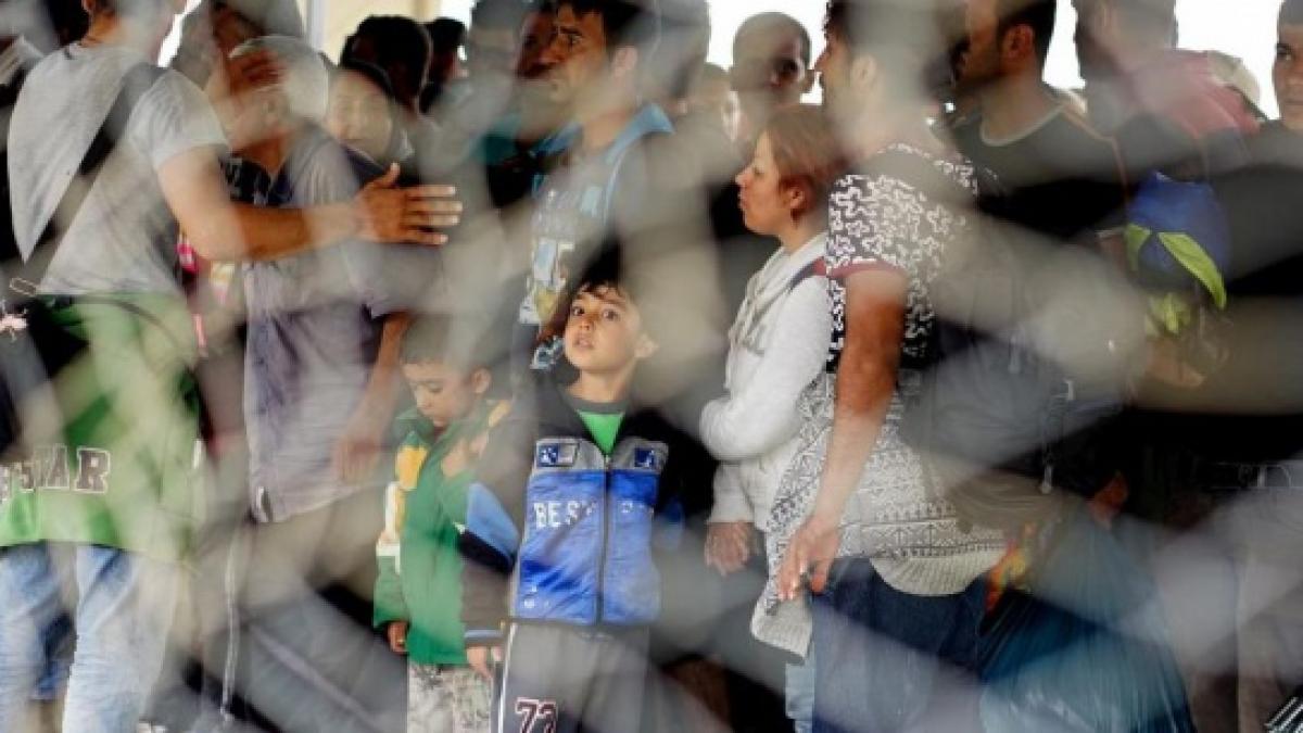 croatia face acuzatii grave grecia isi goleste taberele de refugiati trimitandu i spre noi