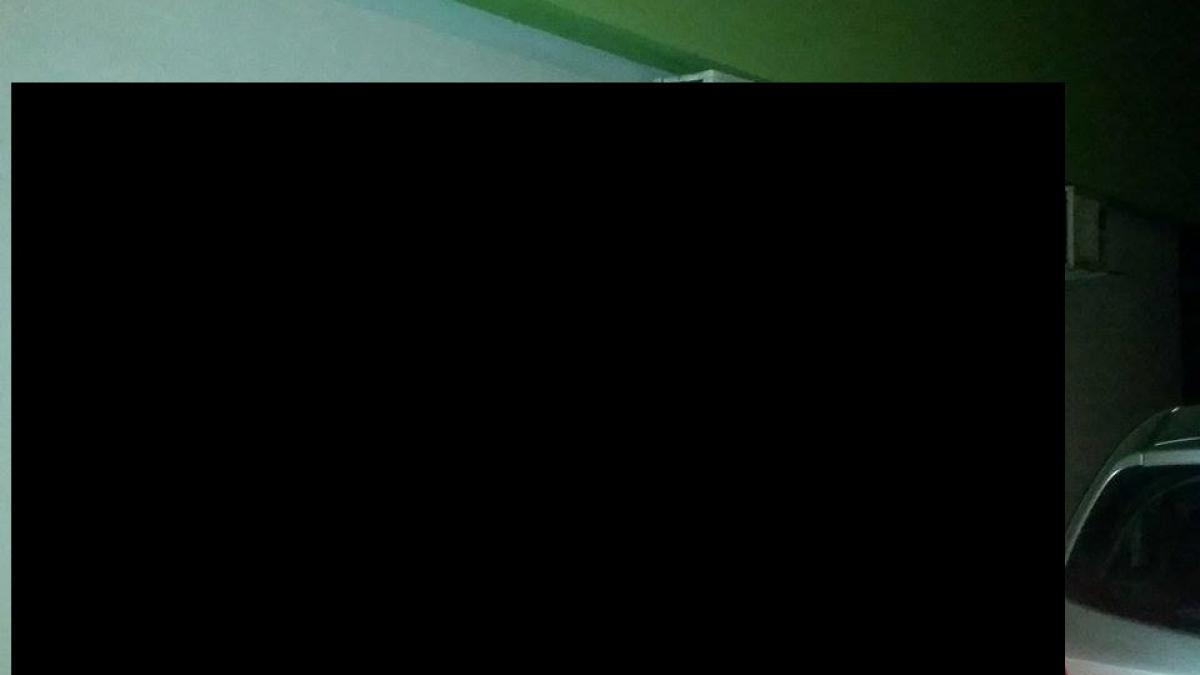 mesaj mai putin obisnuit pe un bloc din capitala se vede ca cineva a citit mult