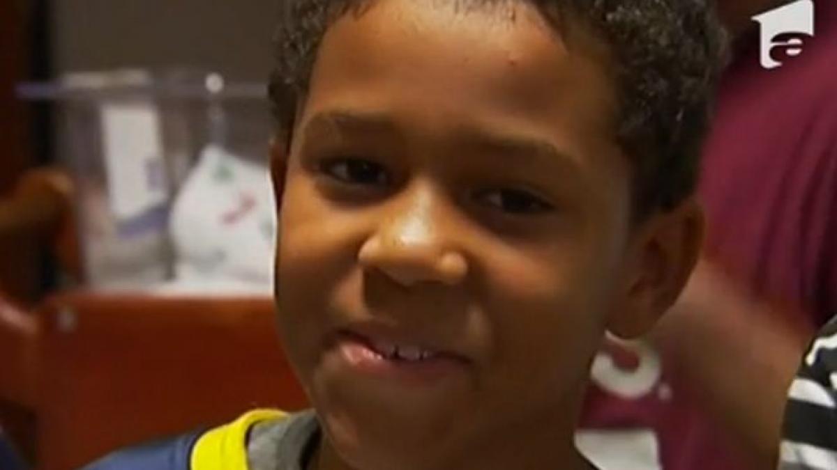 un baiat de 11 ani si a ajutat mama sa l aduca pe lume pe fratiorul sau