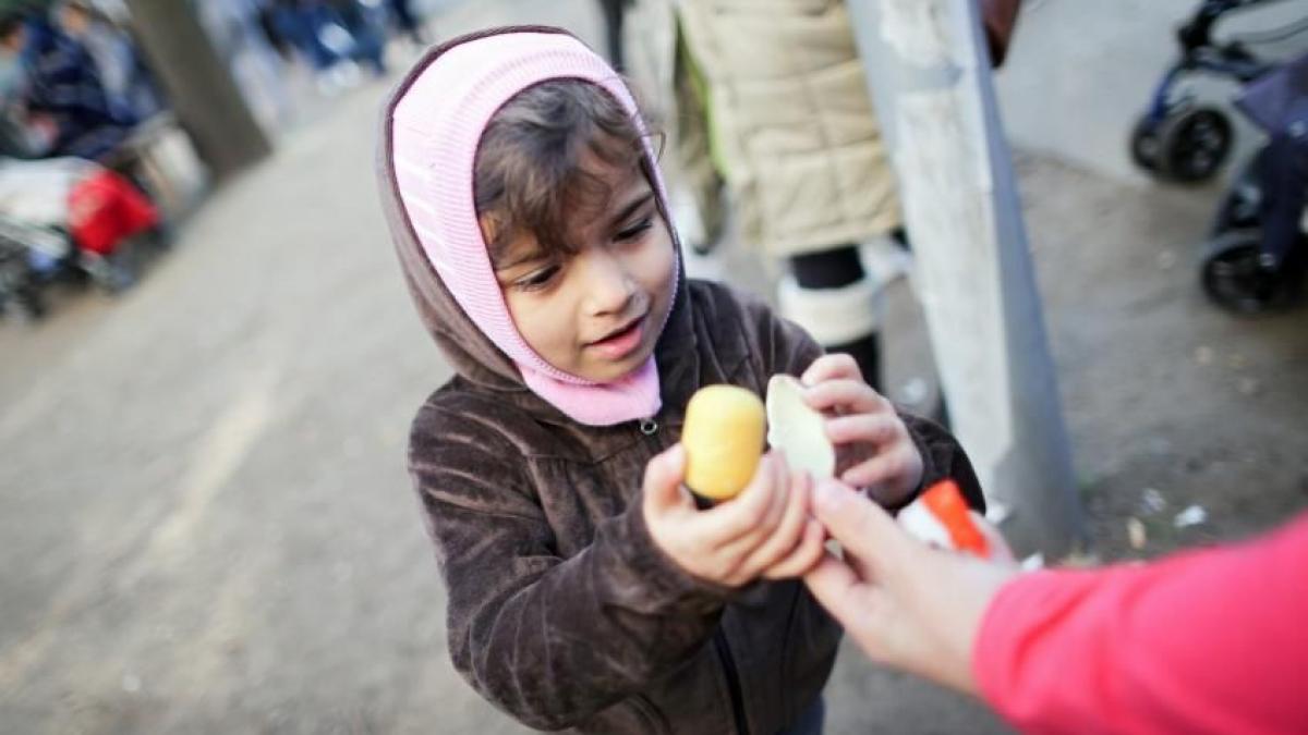 criza imigrantilor sa fie solutionata de cei care au creat o biserica ortodoxa bulgara cere