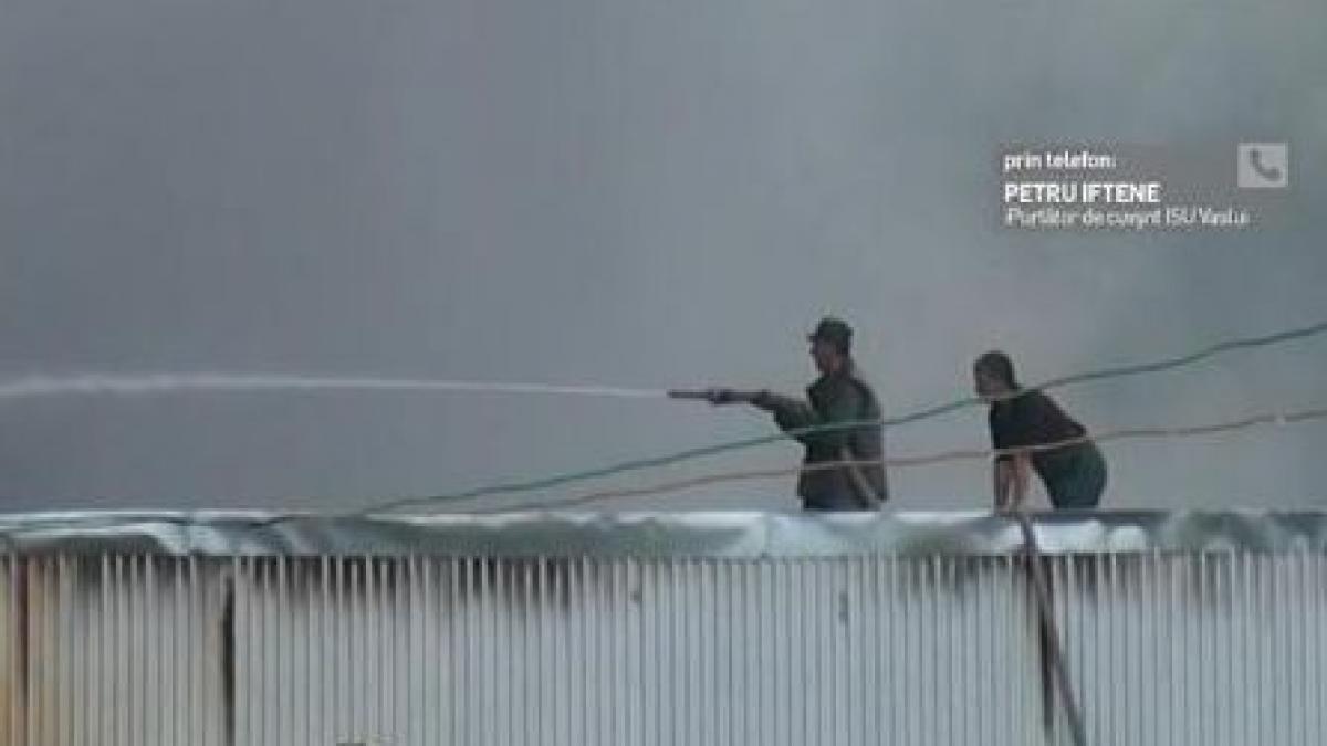 incendiu intr un centru comercial din vaslui