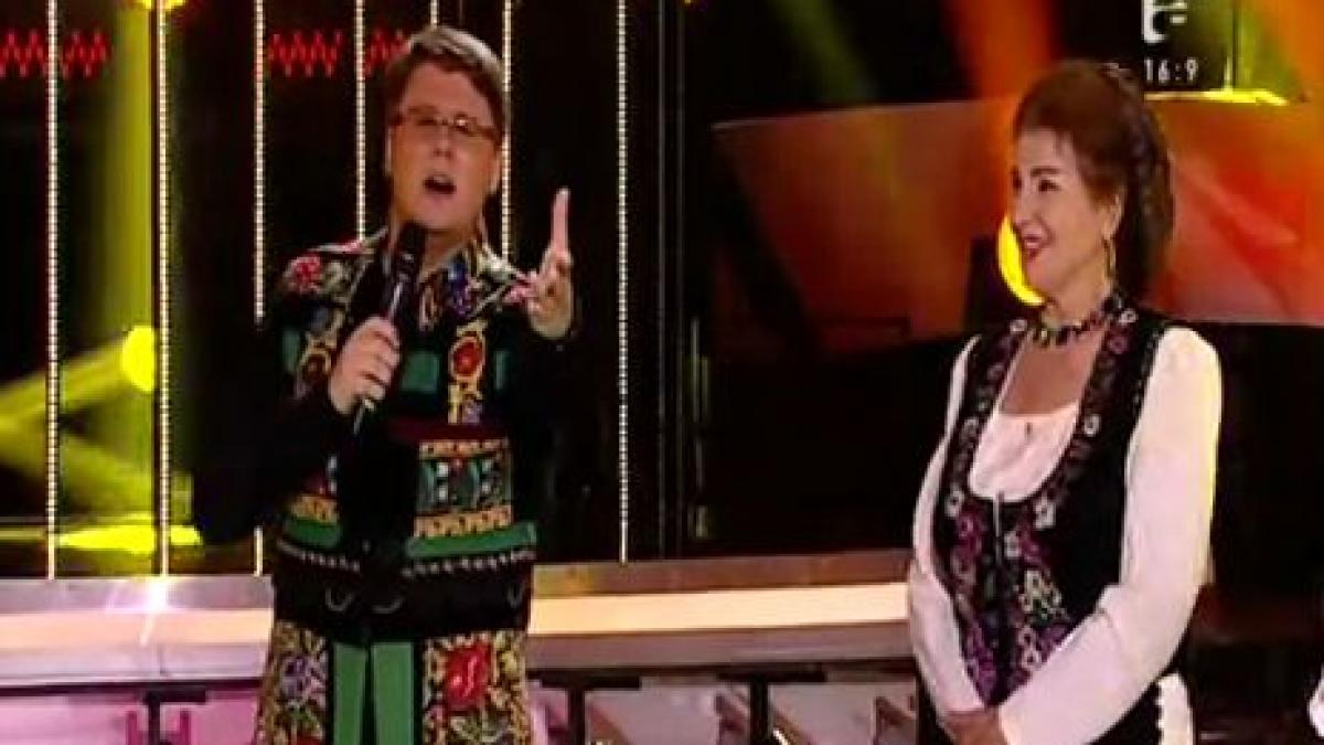 surprize mari la te cunosc de undeva fuego si irina loghin pe aceeasi scena cu dublurile de la