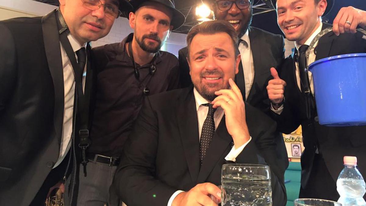 veste fabuloasa pentru horia brenciu artistul e in delir