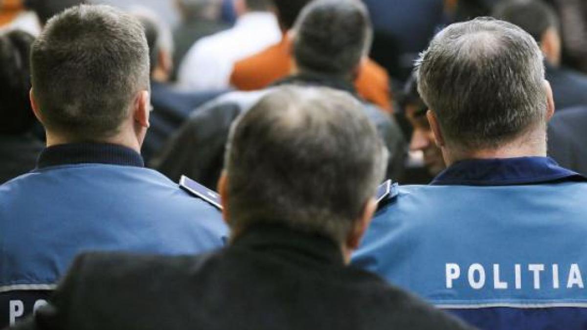 abuz al unui politist din iasi cercetat pentru coruptie isi amenda sistematic denuntatorul