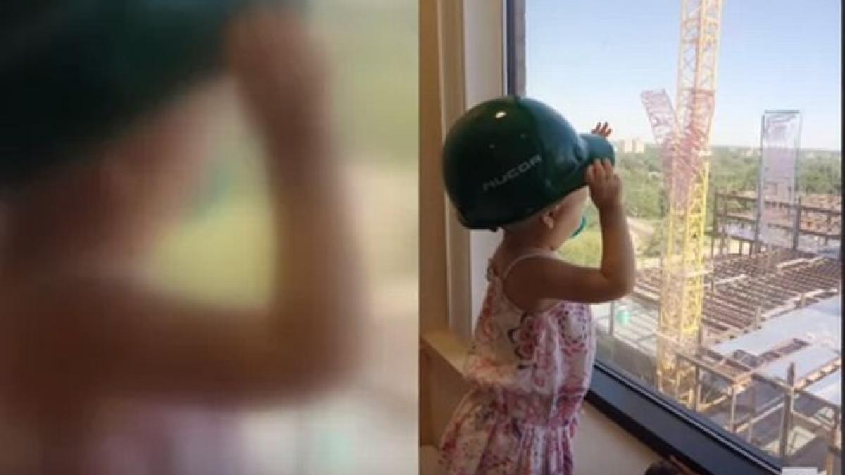 le facea cu mana in fiecare zi de la fereastra camerei de spital raspunsul pe care l a primit